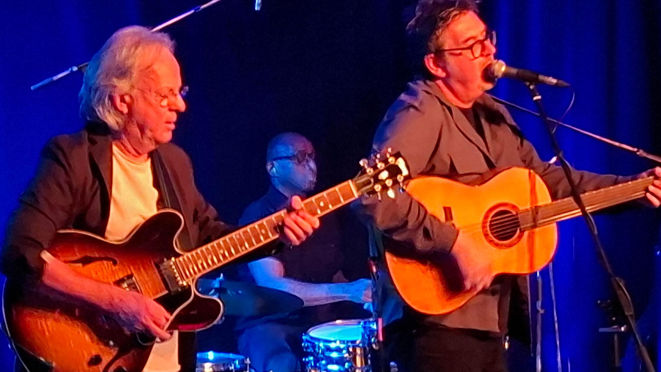 Die "Show-Man" an den Gitarren: Rainer Knychalla u