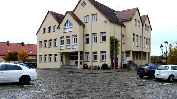 Rathaus Rosstal