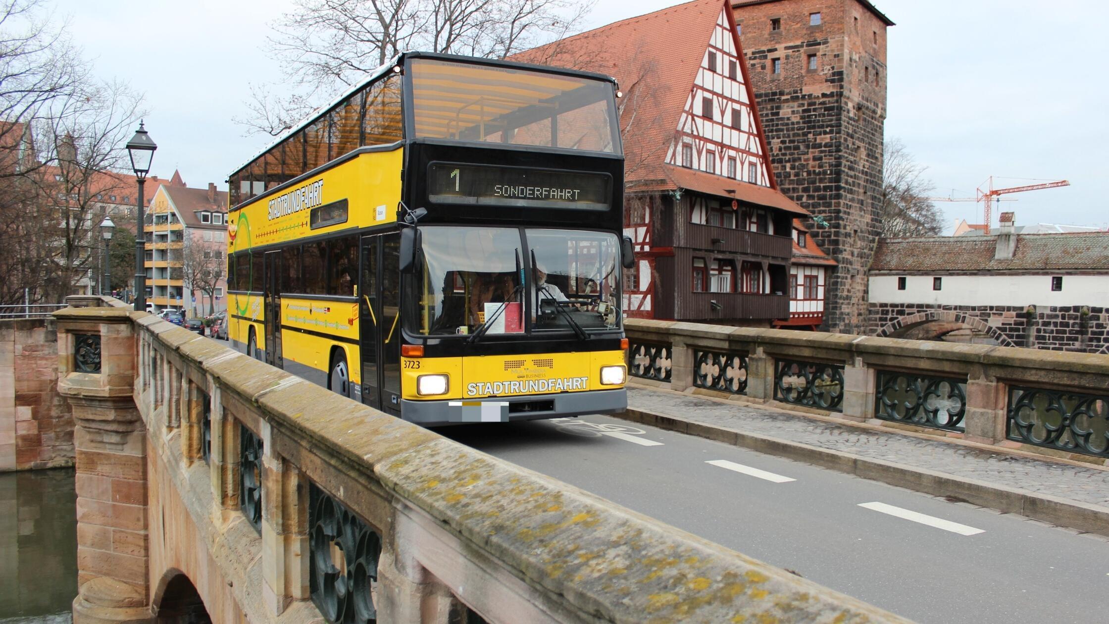 Die-Stadt-bt-Druck-aus-Endet-jetzt-die-Rundfahrt-mit-dem-Doppeldeckerbus-durch-N-rnberg-