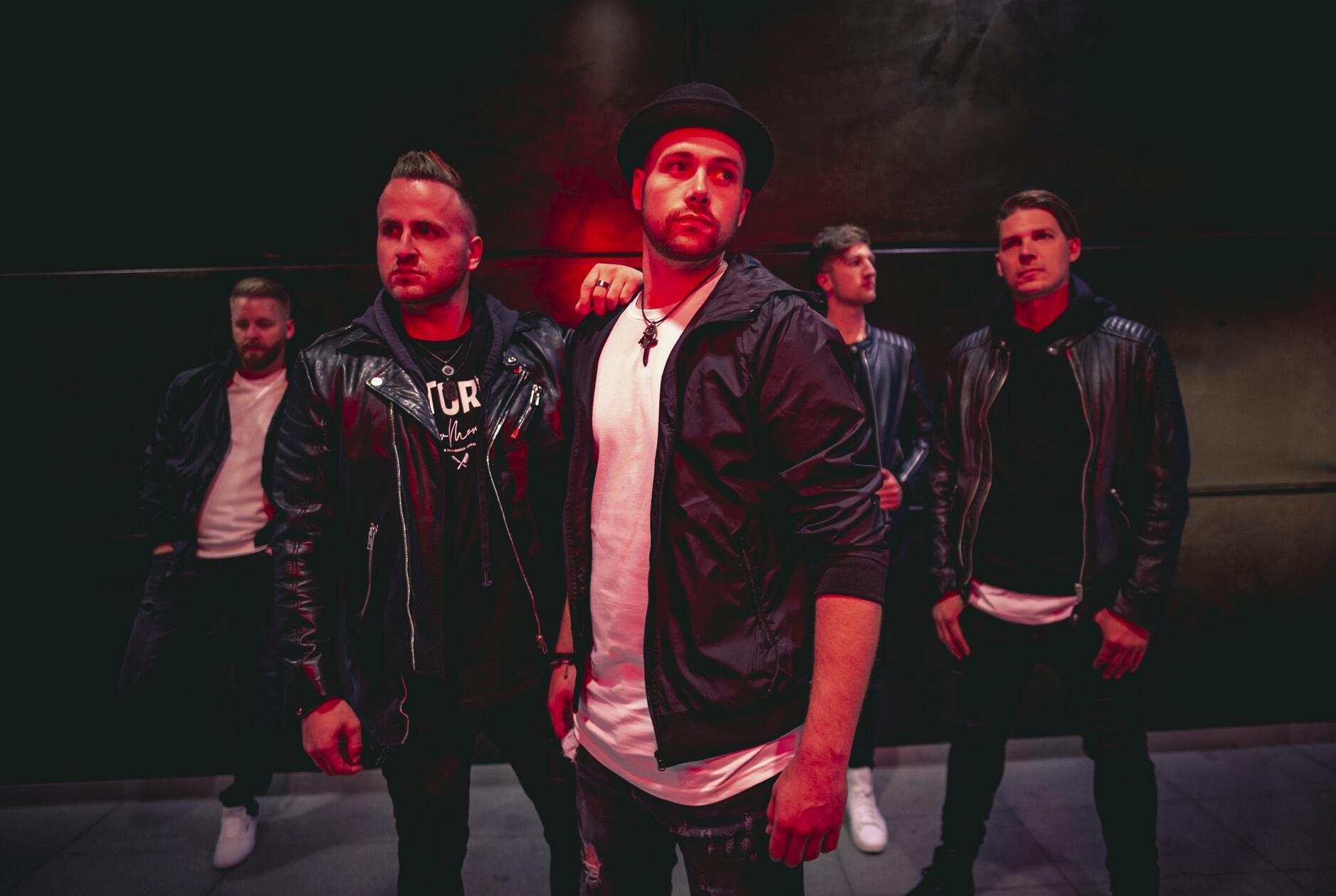 Mit ehrlichem Rock im Gepäck tourt die Band Willkuer gerade durch Deutschland und das nahe Ausland. Am Samstag legen die Herren aus Baden-Württemberg einen Halt im Nürnberger Löwensaal ein. Der Konzertabend startet um 19 Uhr. Das Vorprogramm übernehmen die Gruppen Herbst und Stepfather Fred.