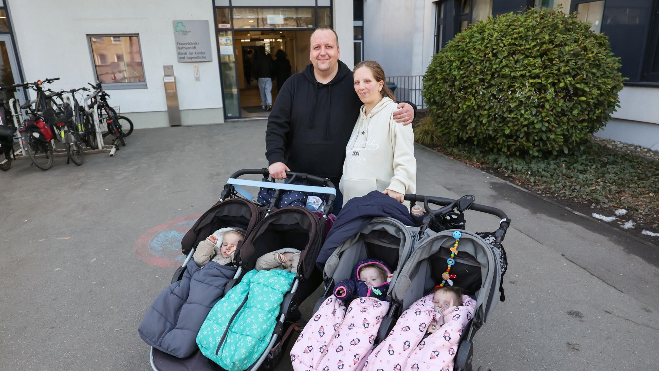 Andreas Rittner (l) und Jasmin Schmidt (r) verlass
