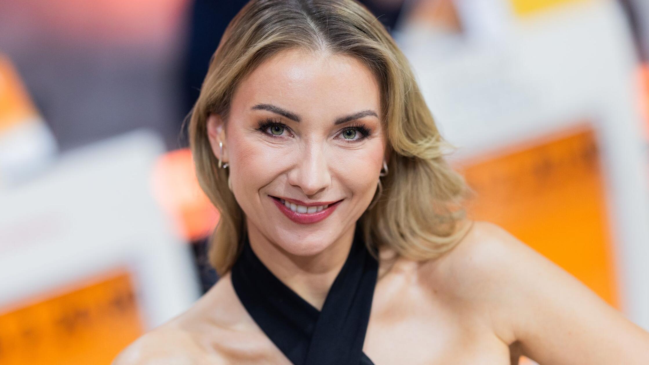 Anna-Carina Woitschack nimmt am 30. RTL-Spendenmar