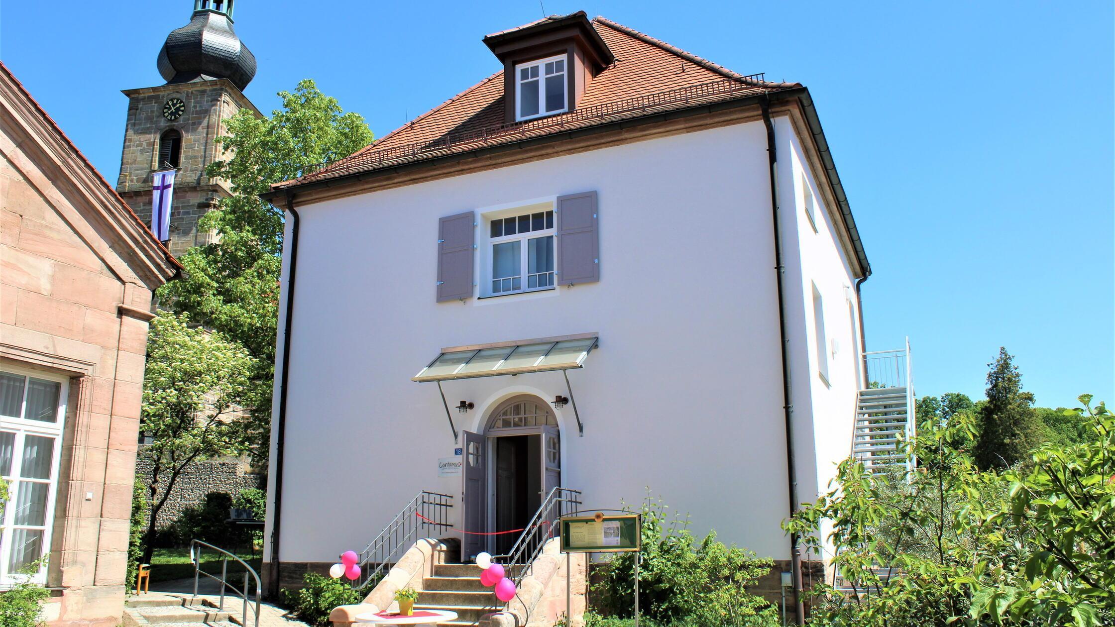 Alte_Schule_Uttenreuthi_Leuthel