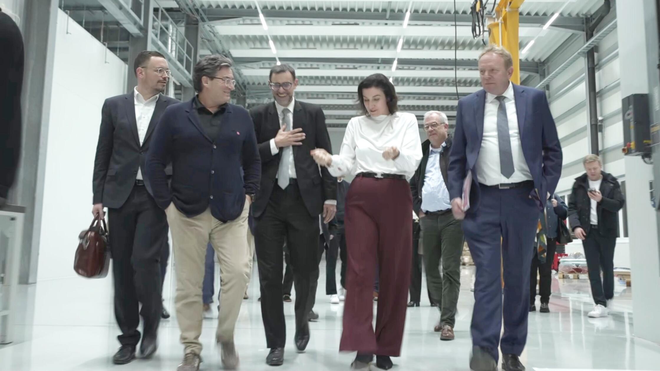 High-tech from Georgensgmünd: Federal Minister Dorothee Bär visits ...
