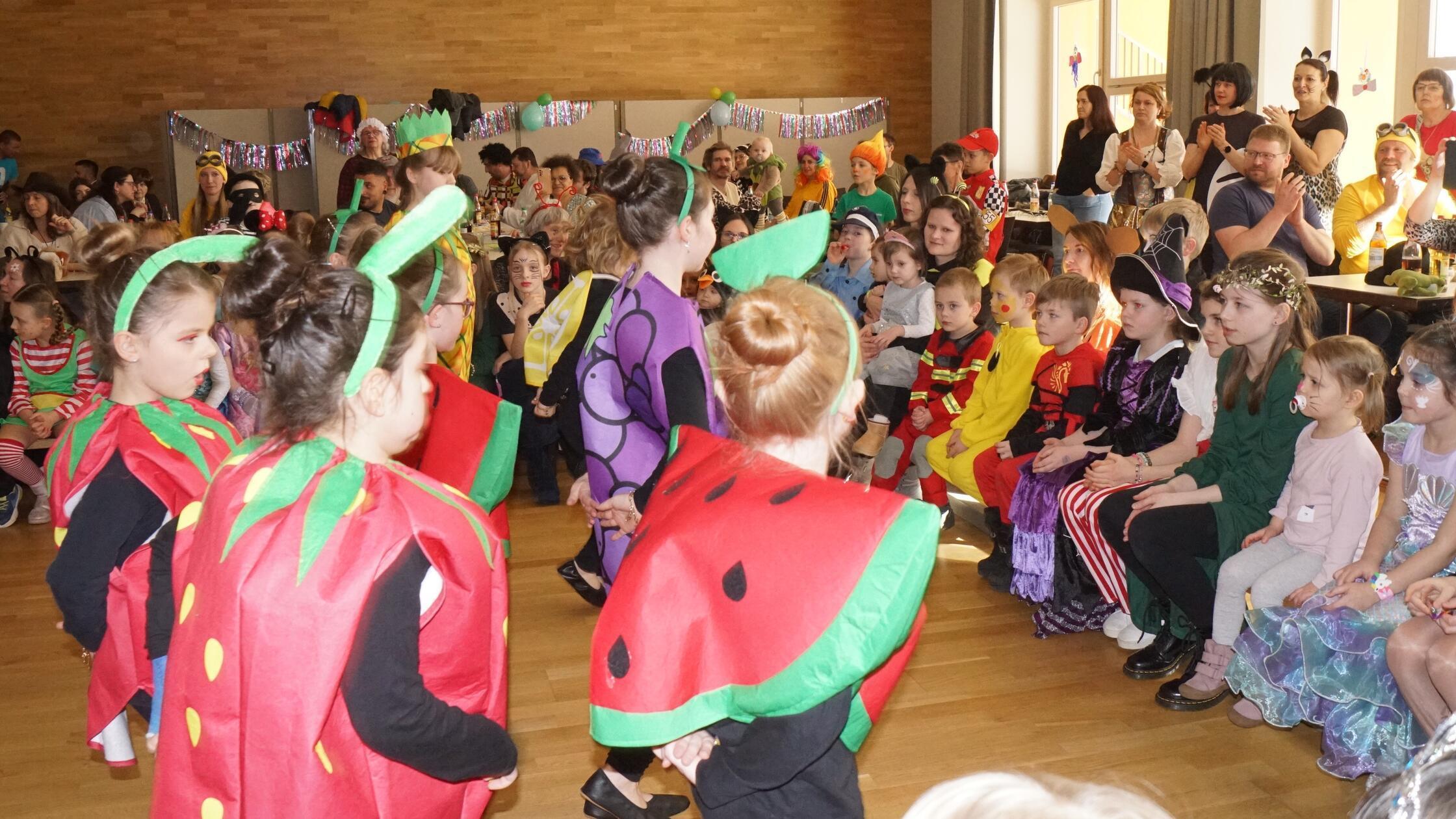 FaschingMF3AuftrittFroesche_bg_15022026