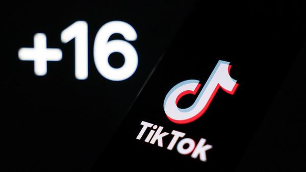 Social Media Australia Photo Illustrations