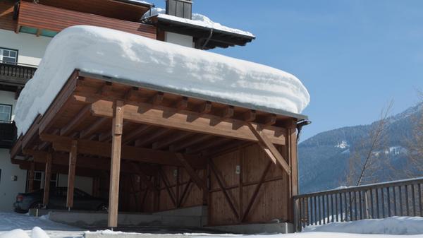 carport snowy, 15.02.2012 17:15:48, Copyright: xar