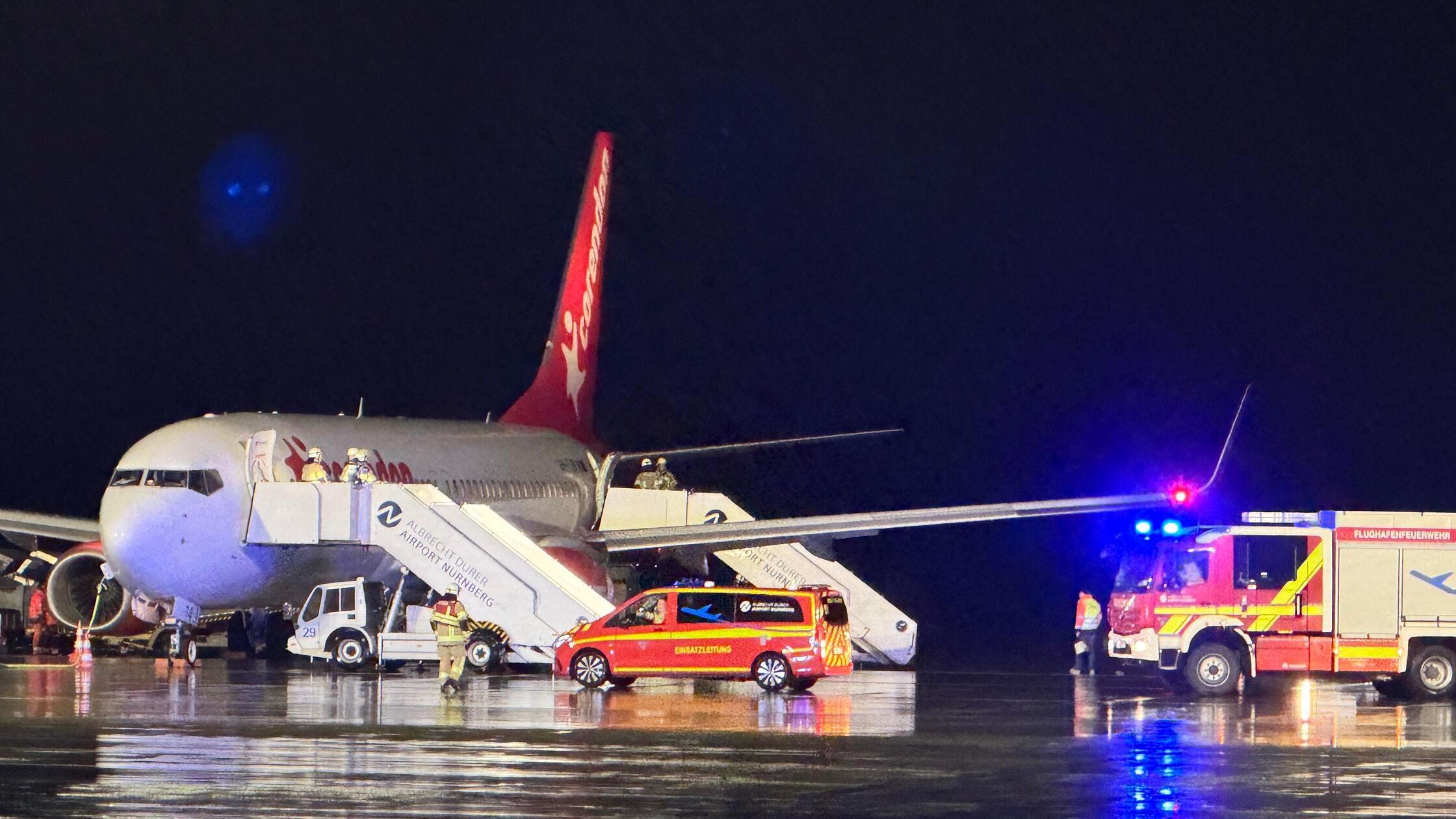 GlÃ¼ck im UnglÃ¼ck fÃ¼r Flugreisende: Maschine gel