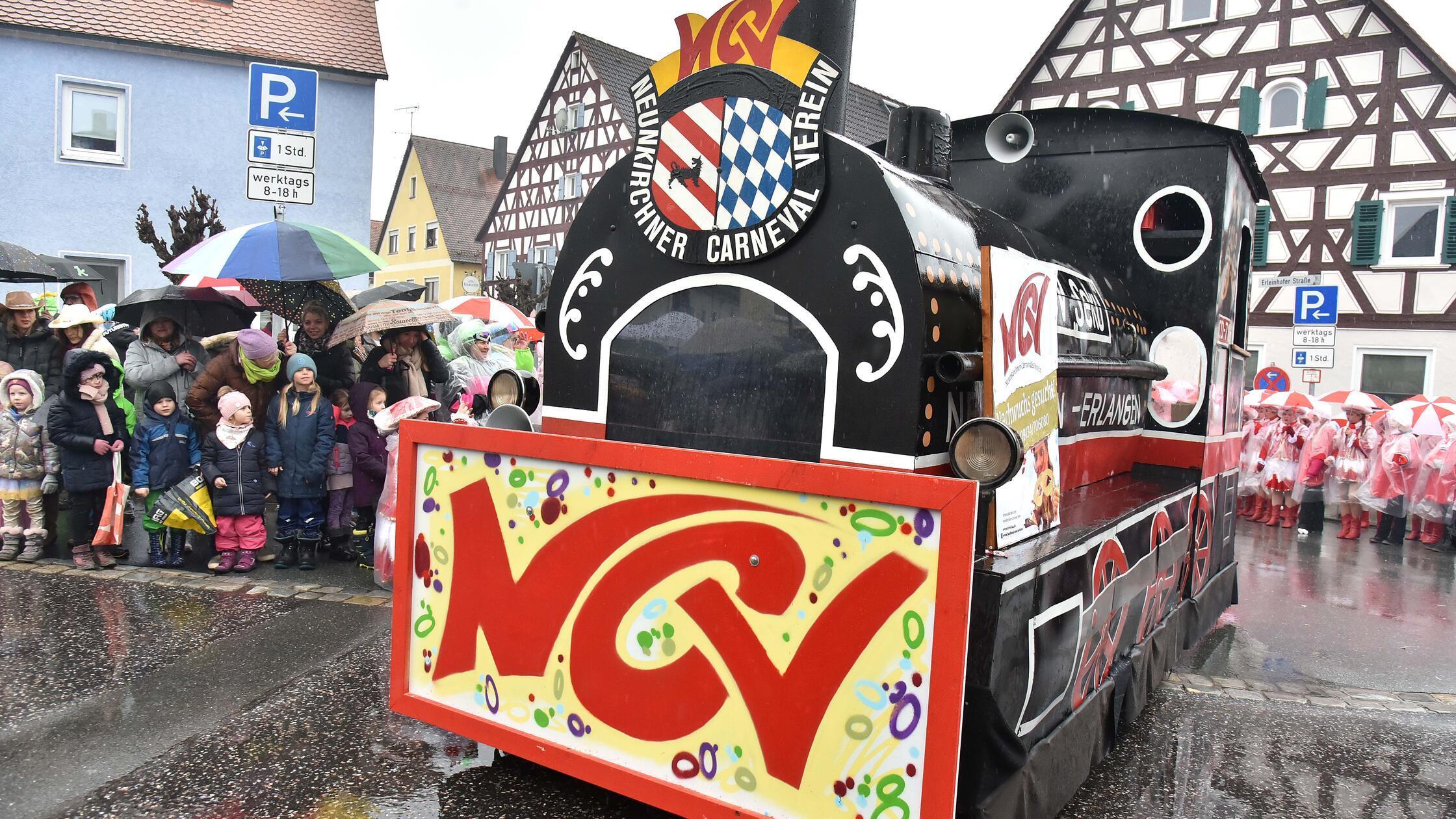 FaschingszugNeunkirchenamBrand_6_HH_EN_170226