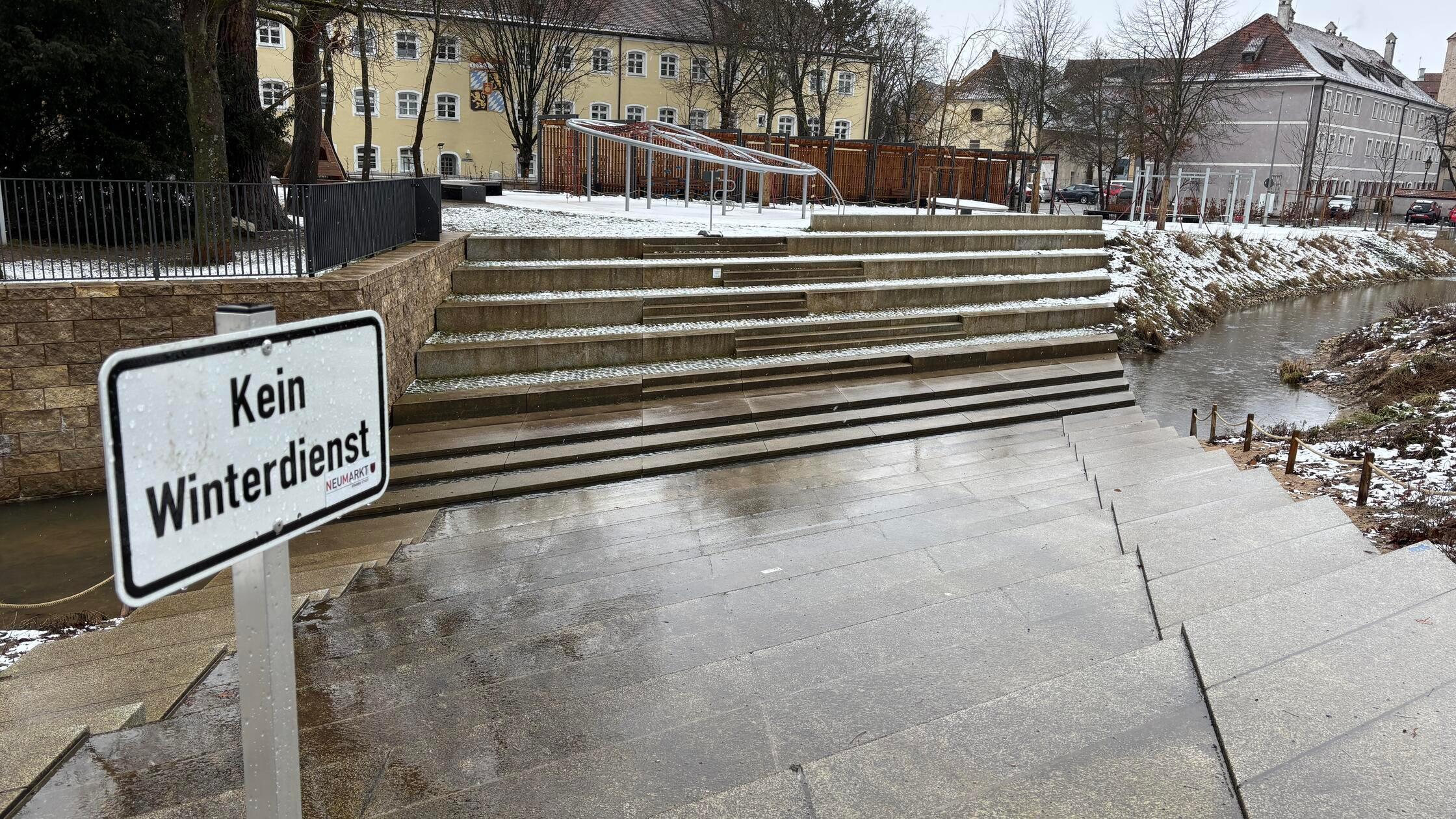 Kein Winterdienst im Neumarkter Stadtpark