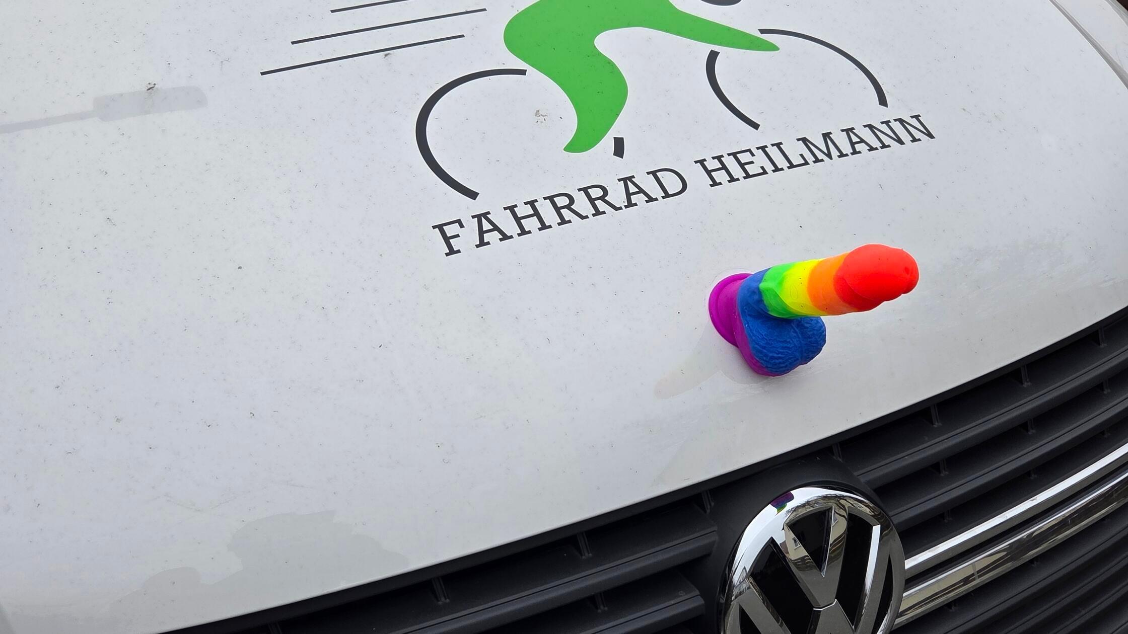 fahrrad mit dildo Dildo Bikes (@DildoBikes) • Facebook main image 0