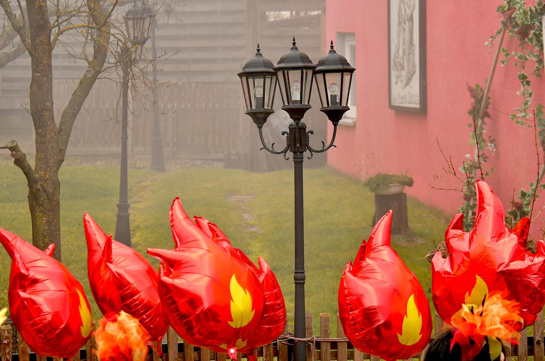 Hier wird es einem doch gleich warm ums Herz. Diese Flammen wurden in Ornbau entdeckt.