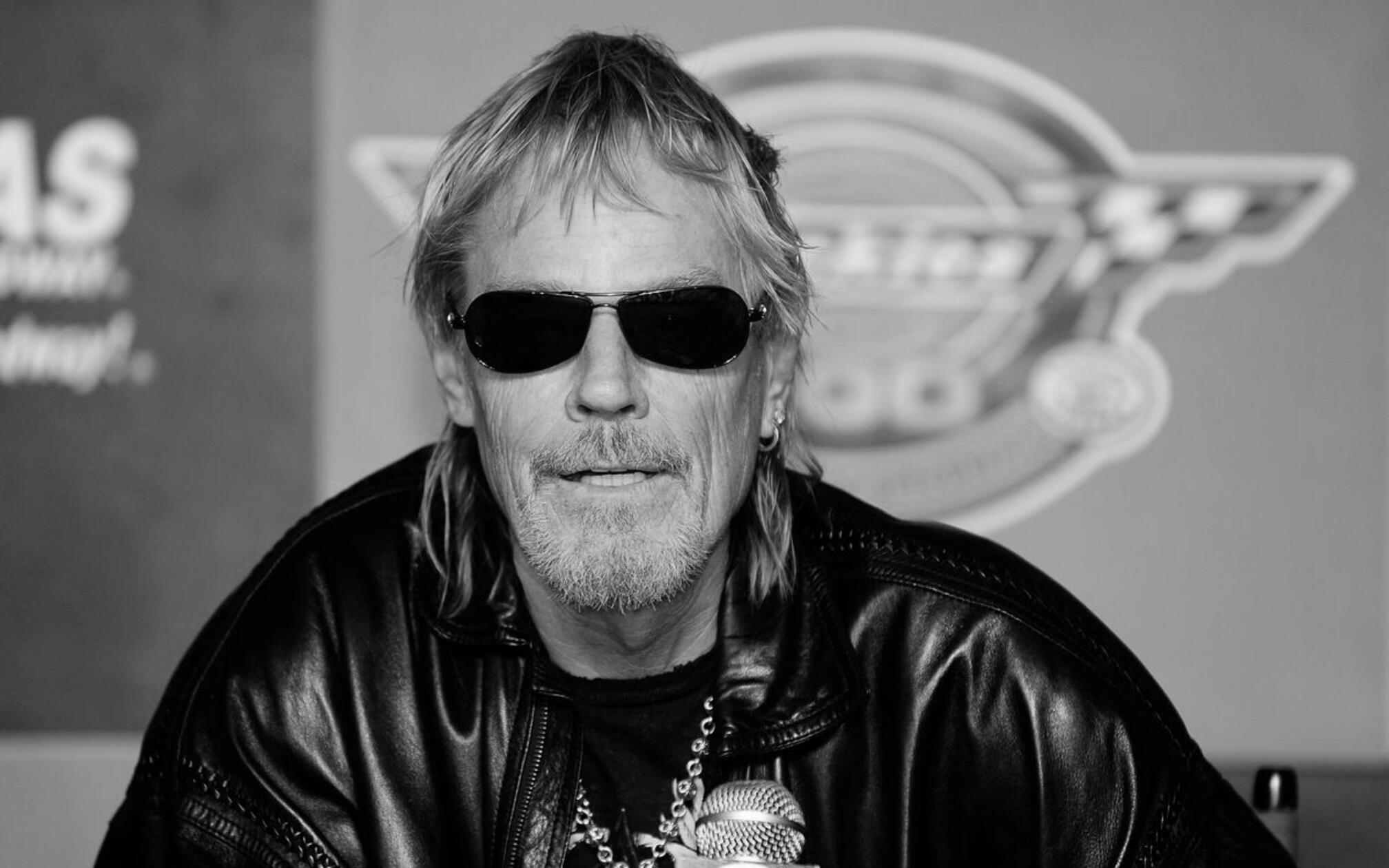 ZZ Top trauern um ihren Drummer <b>Frank Beard</b>, der am 17. August im Alter von 77 Jahren im Kreise seiner Familie gestorben ist. Mehr als 50 Jahre lang saß Beard als Drummer der Band hinter dem Schlagzeug.