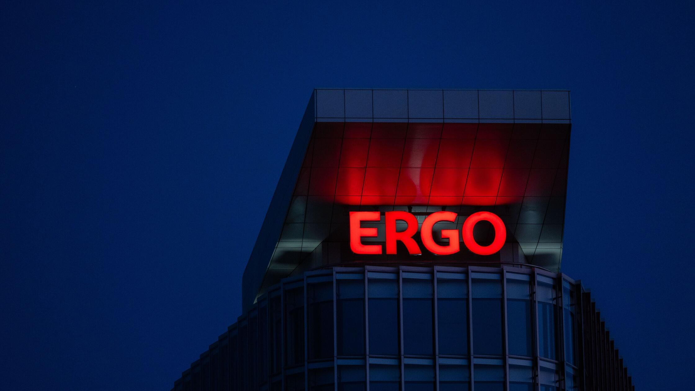 Blick auf ein Bürogebäude des Versicherungskonzern