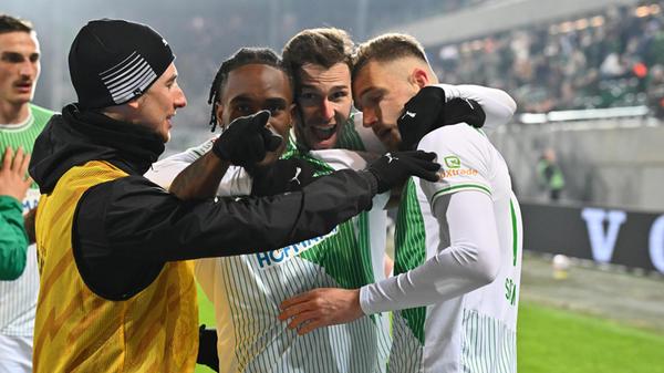 Wieder dürfen die Kleeblatt-Spieler jubeln.