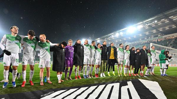 Der Ronhof schöpft wieder Hoffnung im Abstiegskampf. Nächste Woche geht es direkt mit einem Heimspiel gegen Schalke 04 weiter.