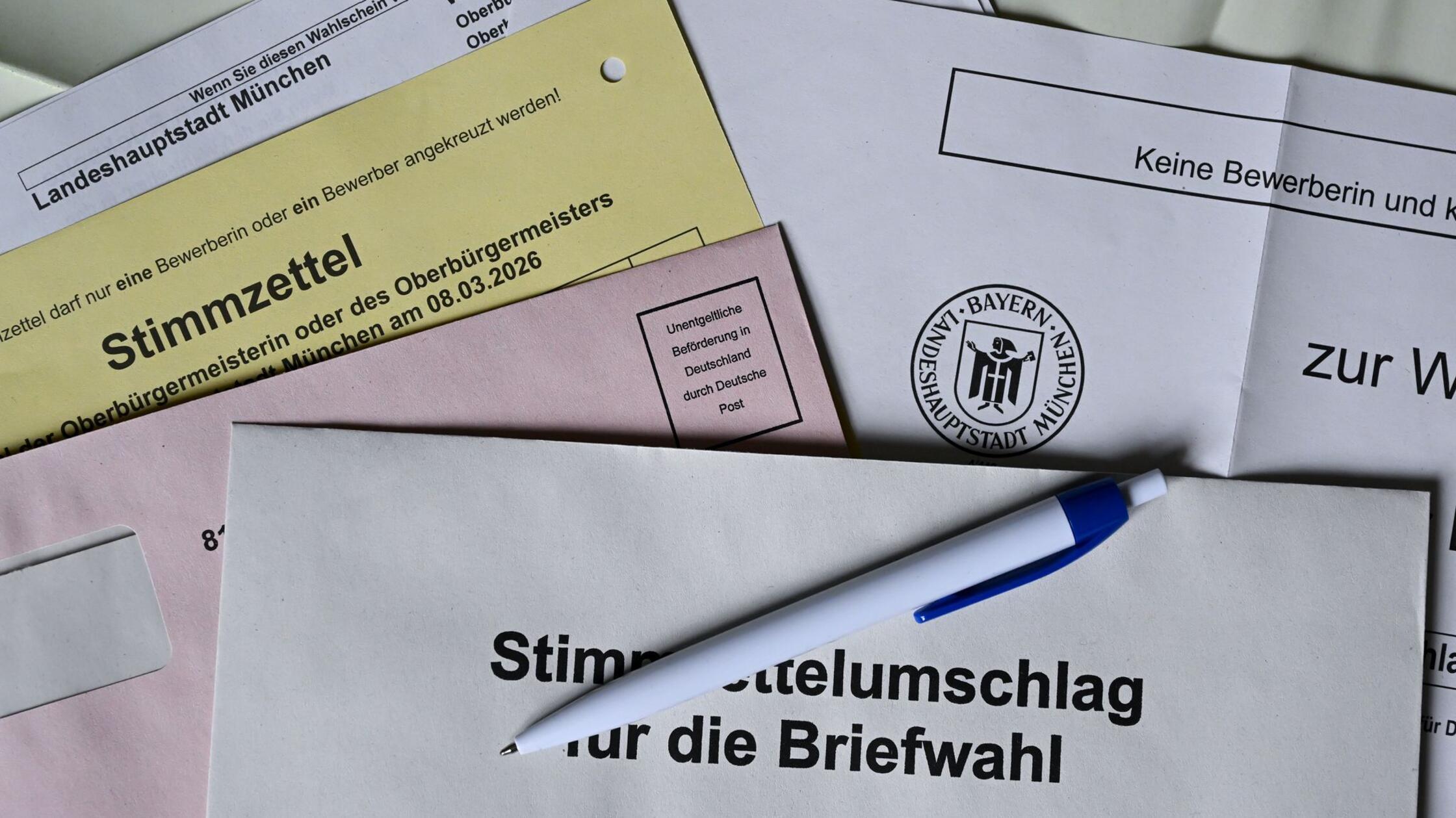 Briefwahlunterlagen für die Kommunalwahl 2026 in B