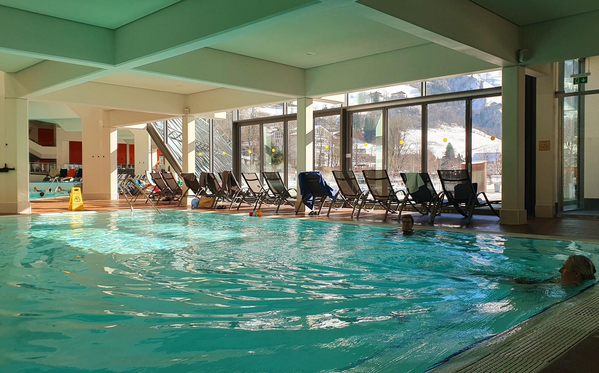 Tolle Therme - hier der Badebereich der Alpentherme.