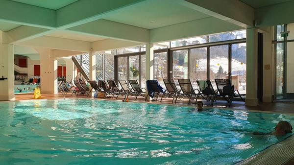 Tolle Therme - hier der Badebereich der Alpentherme.