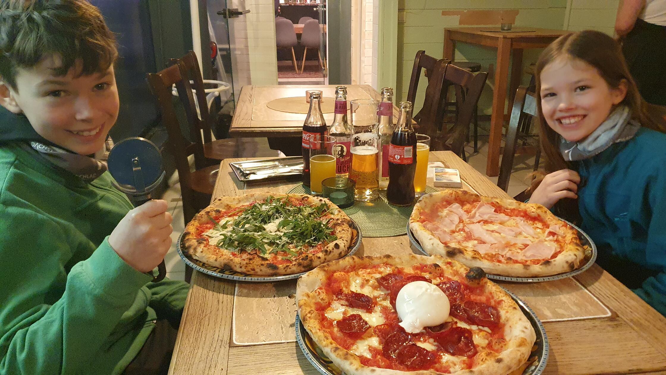 Zum Abschied am letzten Abend gibt's in Bad Gastein leckere Pizza im Napoli.