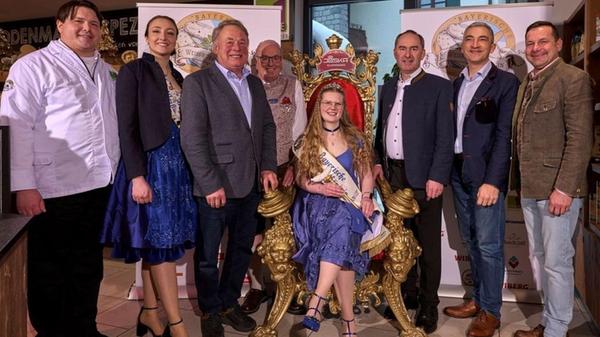 Von links: Stefan Einsle, Obermeister Metzger-Innu