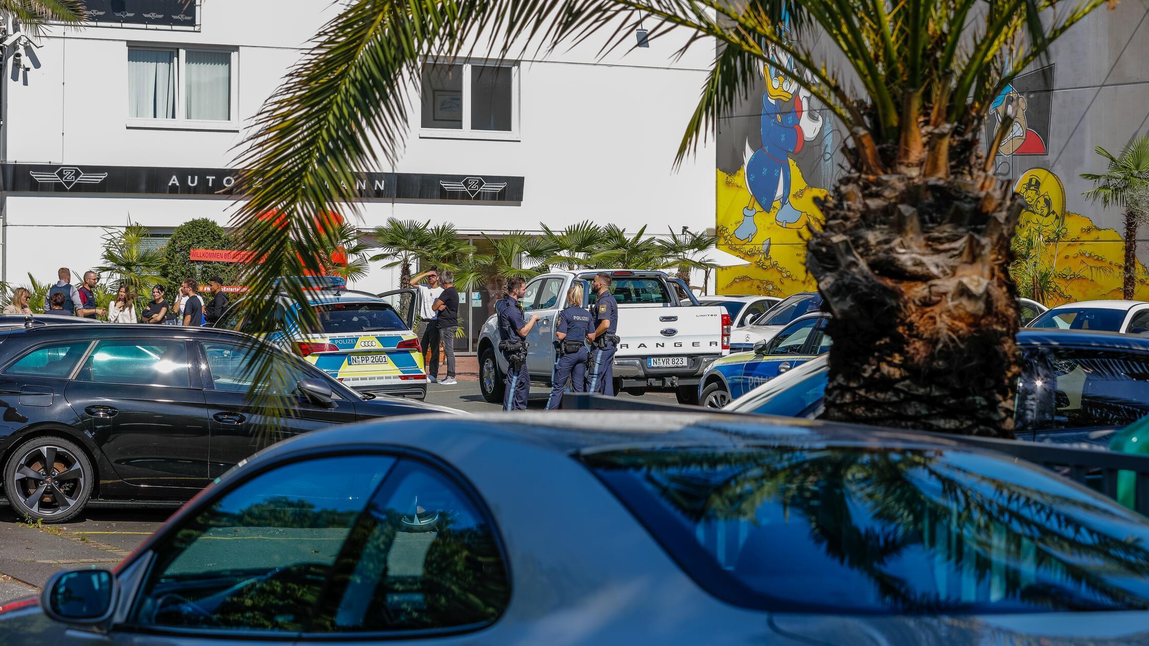 n5_230810_ID28462_19