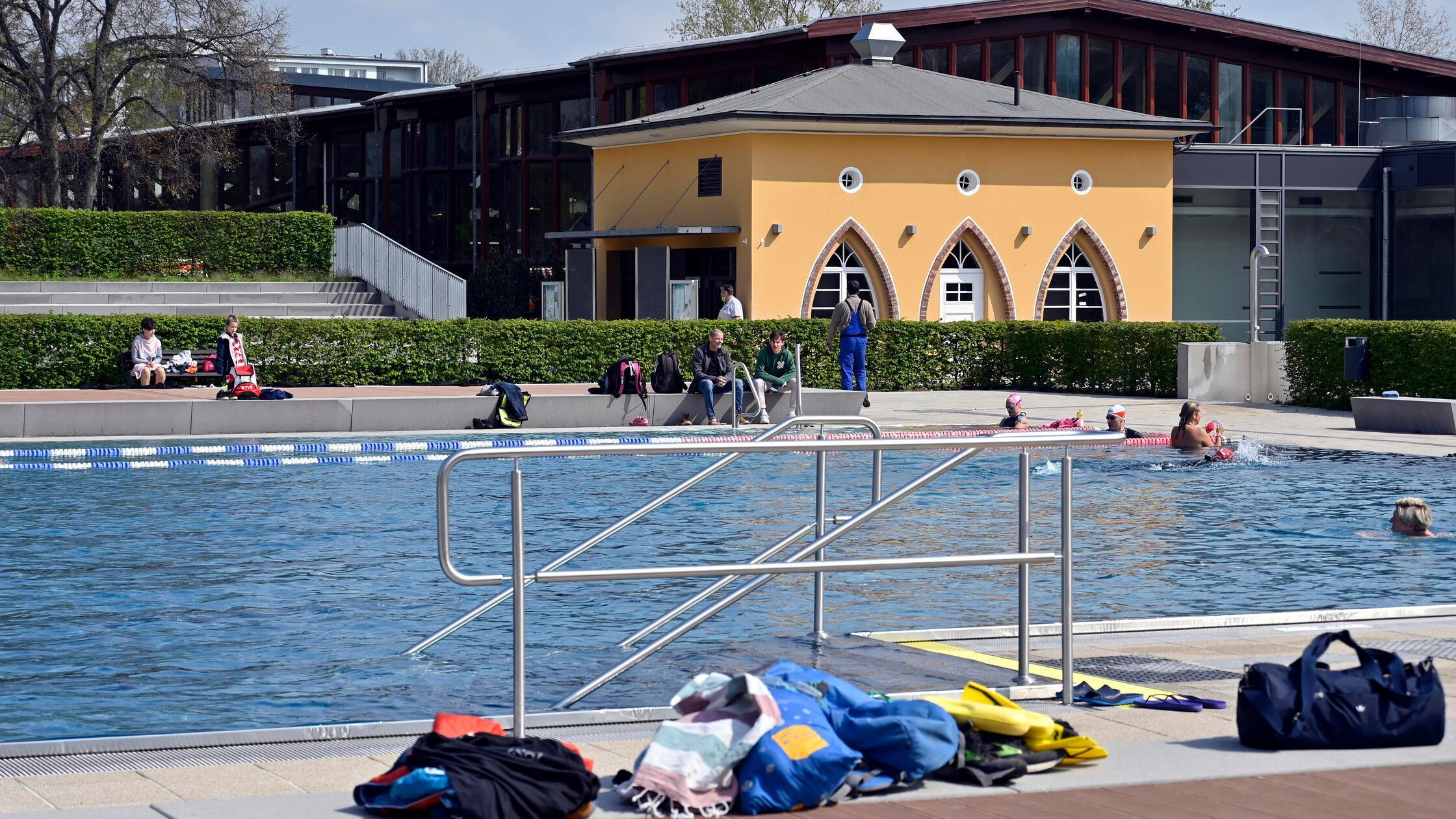 Röthelheimbad: Freibadesaison beginnt