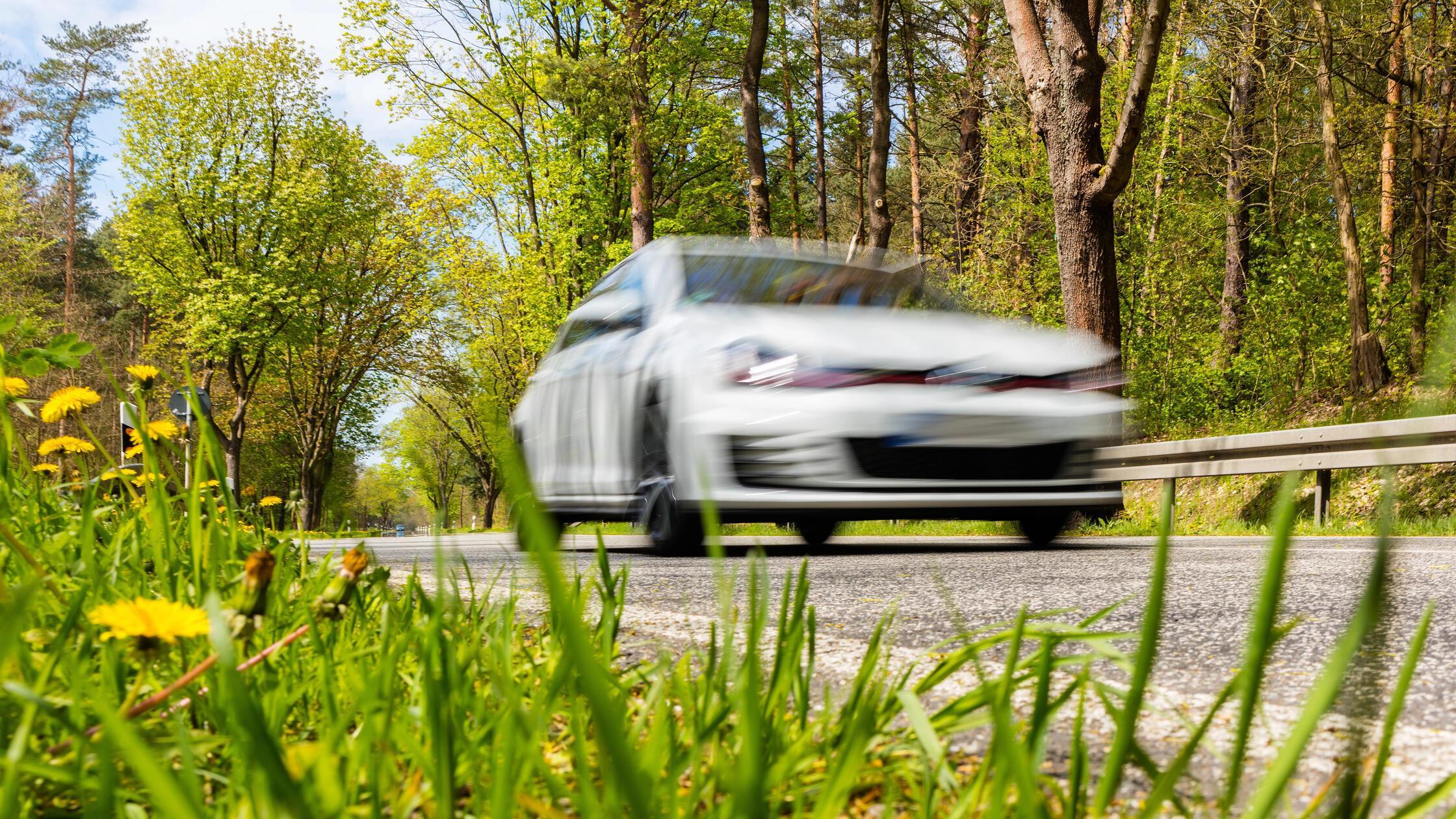 Weaving, booze, and little remorse: Construction contractor from Roth ...