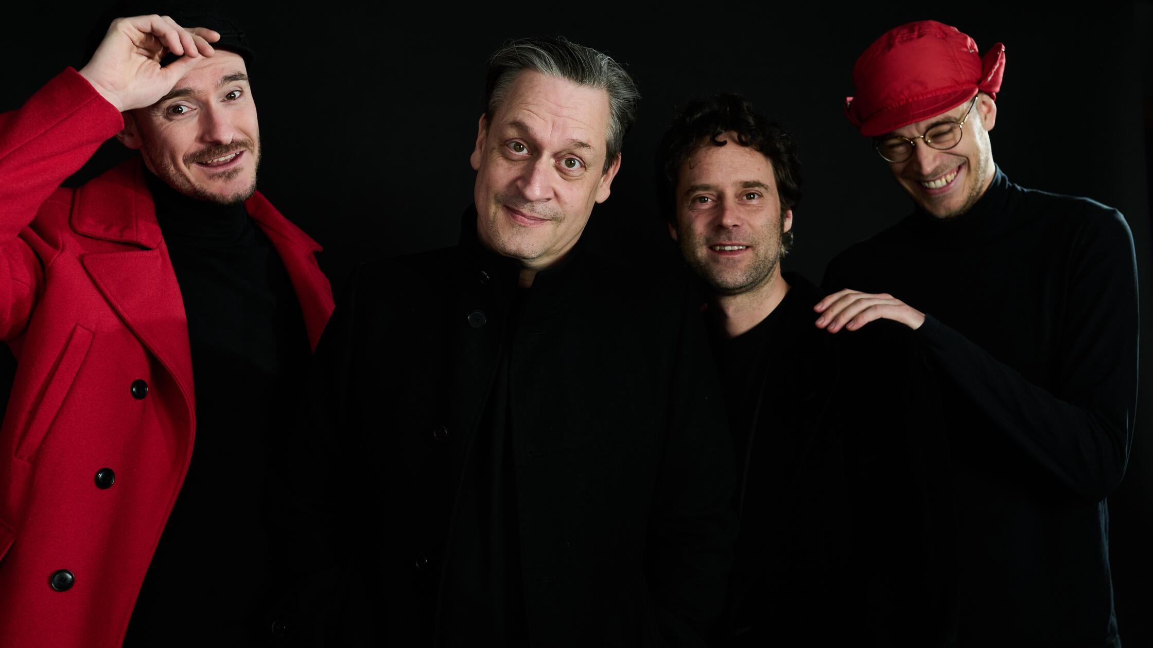 Tobias Hecker alias Gymmick ist in den verschiedensten künstlerischen Bereichen tätig. In seiner Funktion als Musiker zeigt sich der Nürnberger am Samstag auf der Bühne der Fürther Kofferfabrik. Mit seiner Band Die Erben haucht der Künstler den rebellischen Liedern der Ton Steine Erben, bei denen er selbst neun Jahre lang mitwirkte, neues Leben ein. Los geht das Late Night Special um 21.30 Uhr.