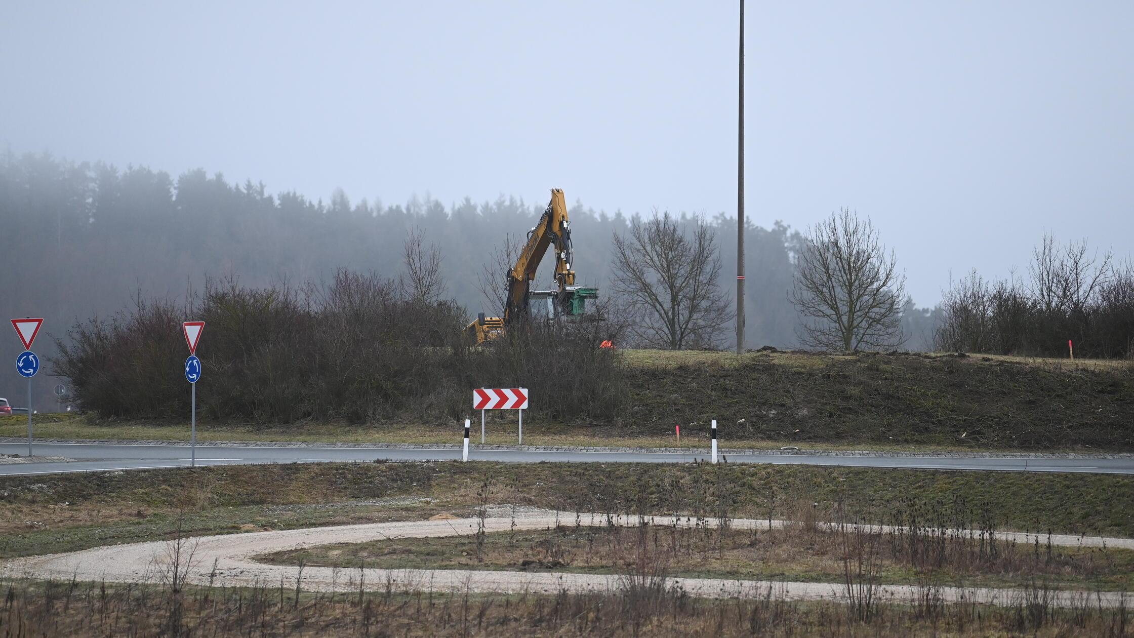 Kreisel der B299 bei Pölling