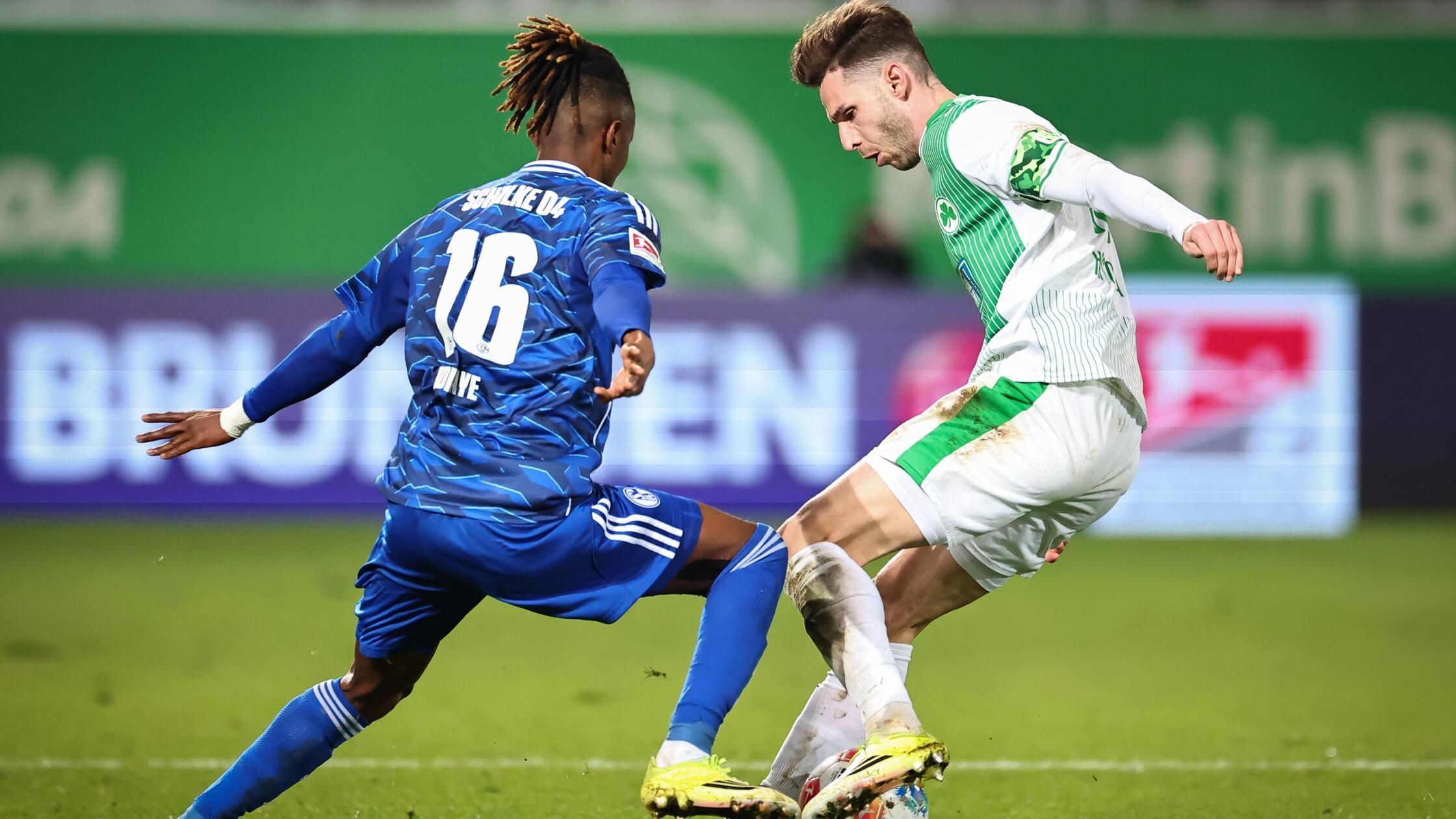 28.02.2026, Bayern, Fürth: Fußball: 2. Bundesliga,