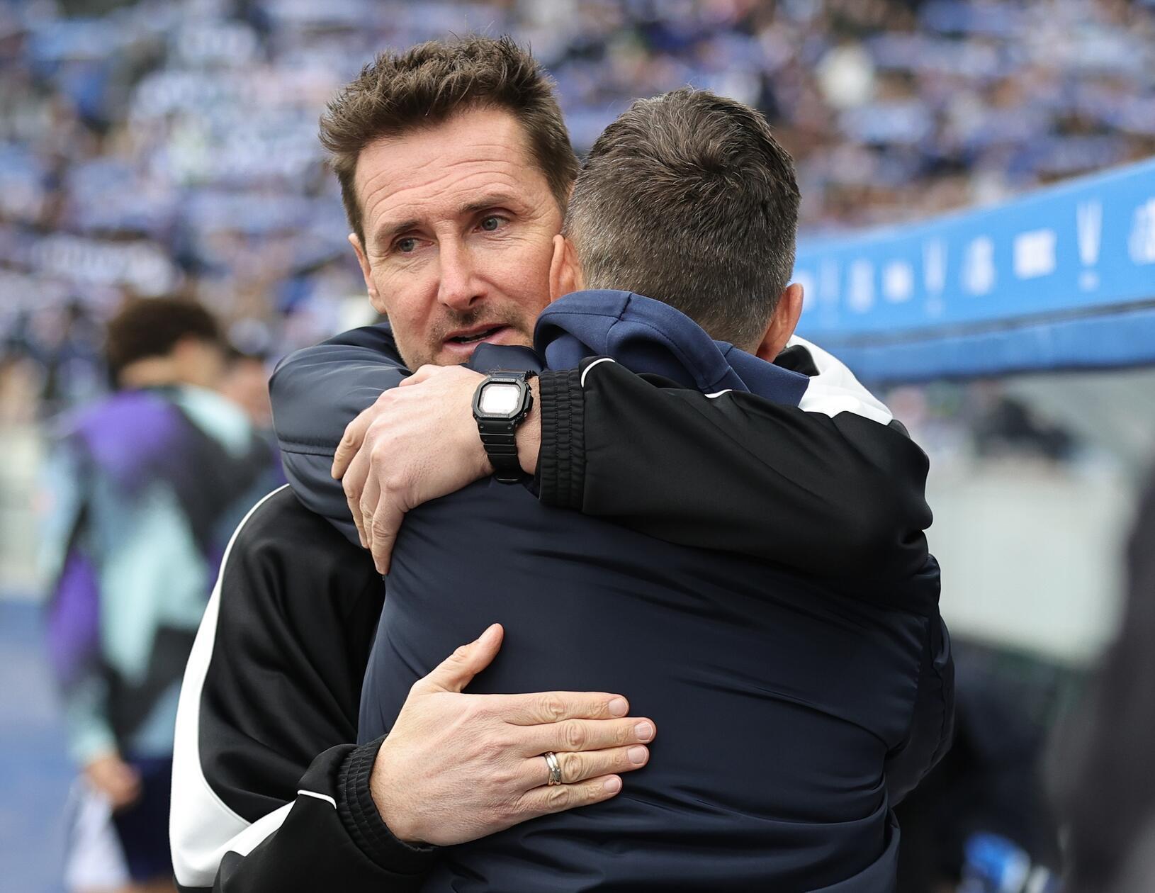 Zwei Ex-Profis, die das Geschäft kennen - Hertha-Trainer Stefan Leitl war einst als Spieler in Nürnberger Diensten.