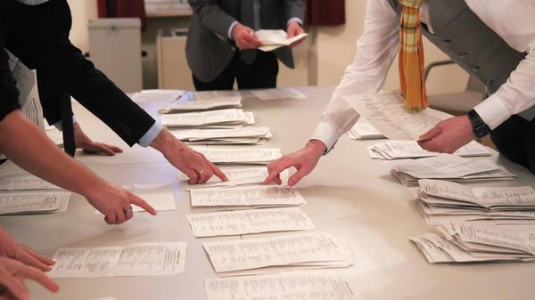 Winden Themenbild - Stimmenauszählung, Landtagswah