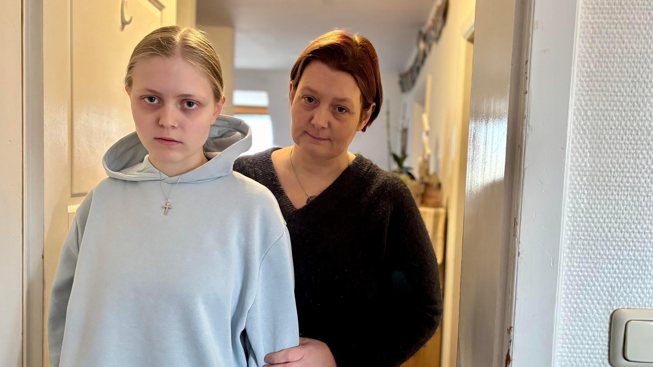 Emma-Amalia Schmerfeld und Tanja Fröhlich