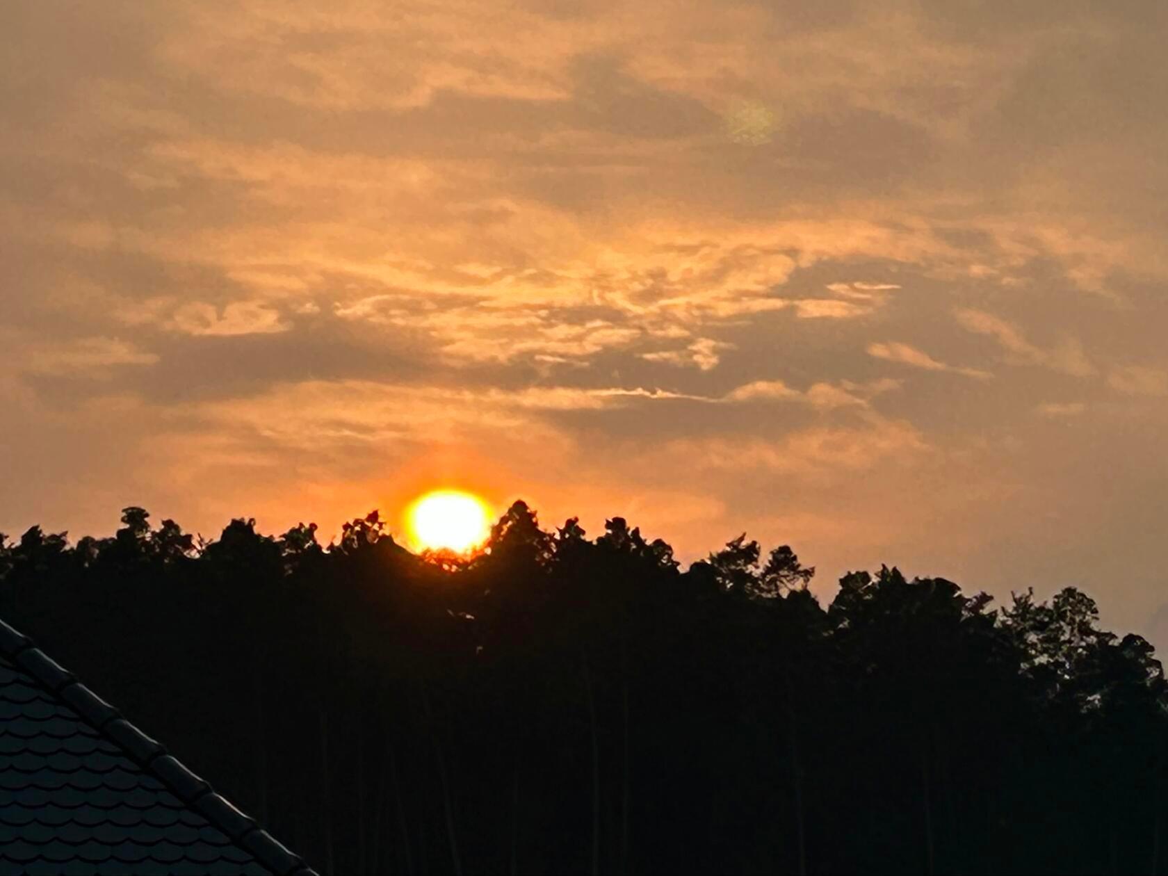Sonnenuntergang in Rothaurach gesehen von unserem Leser.