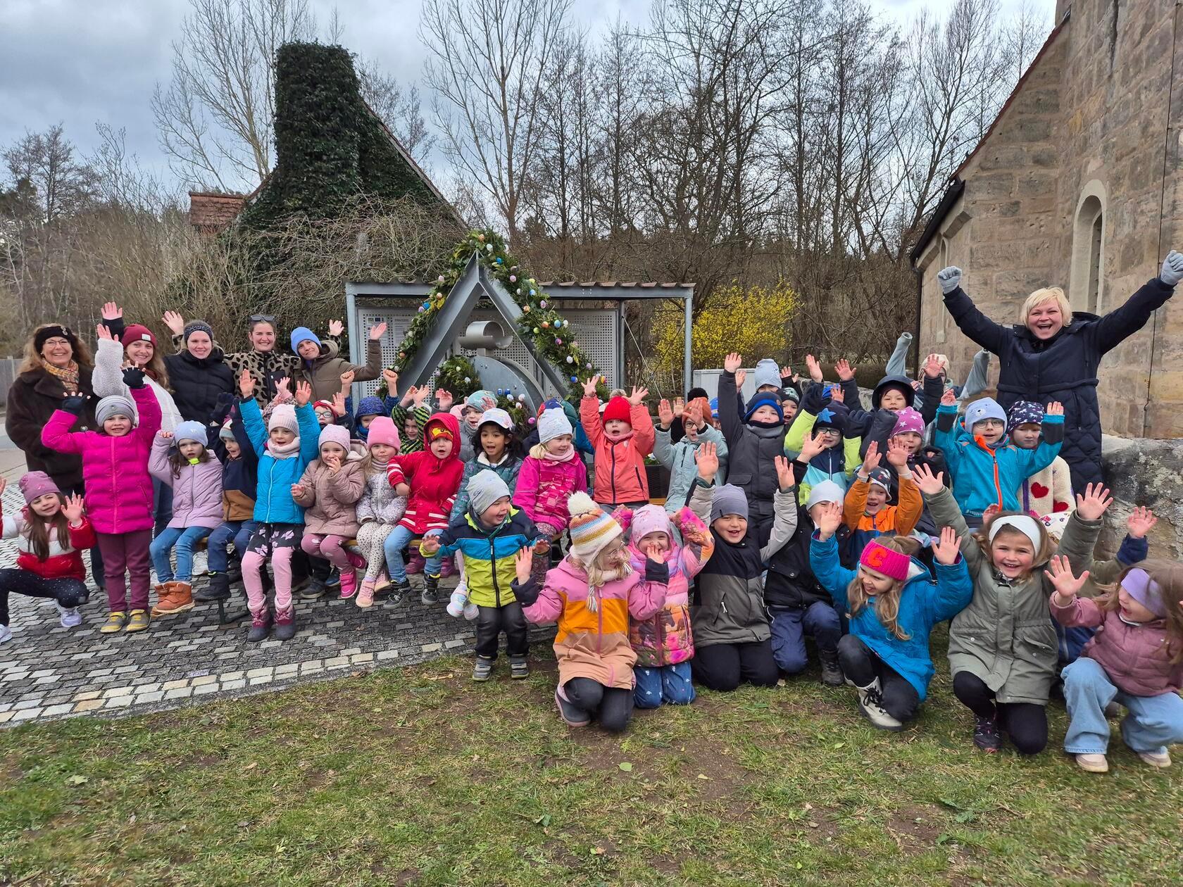 Eröffnung des Osterbrunnens in Hofstetten.