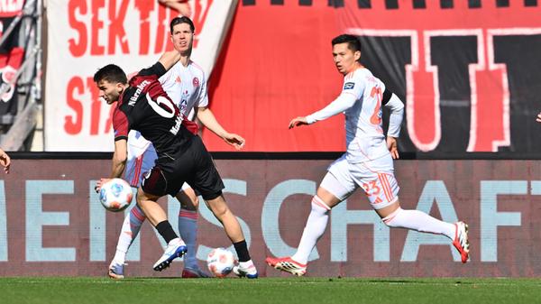 ... Pleite bei der Berliner Hertha letztes Wochenende wollte das Team von Trainer Miro Klose daheim wieder in die Spur finden. Während das Wetter...
