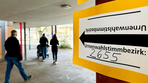 Noch bis 18 Uhr haben die Wahllokale in Bayern geöffnet.