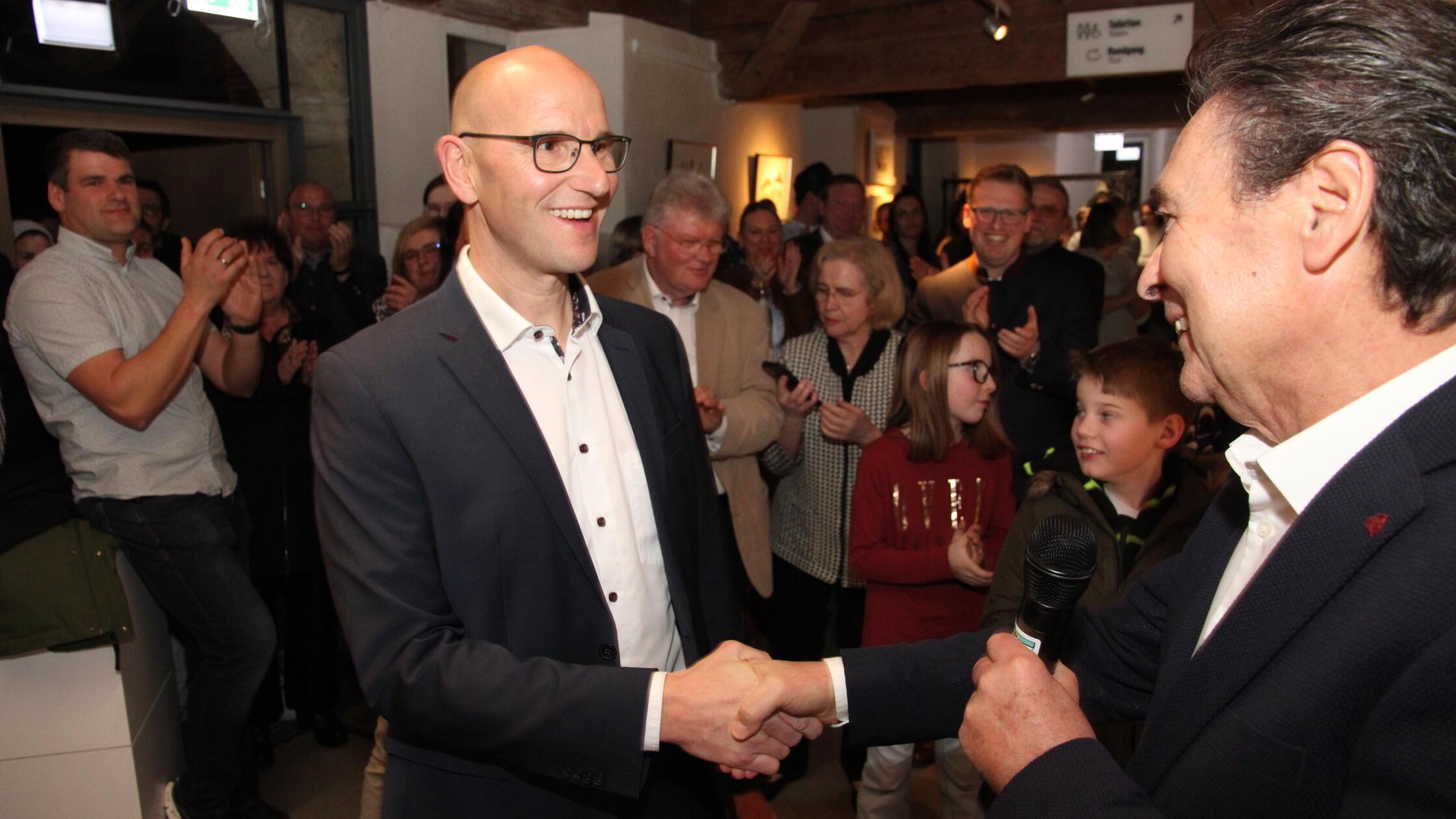 „Knie haben etwas geschlottert“: So erlebt Thomas Peitz die Wahl zum Spalter Bürgermeister