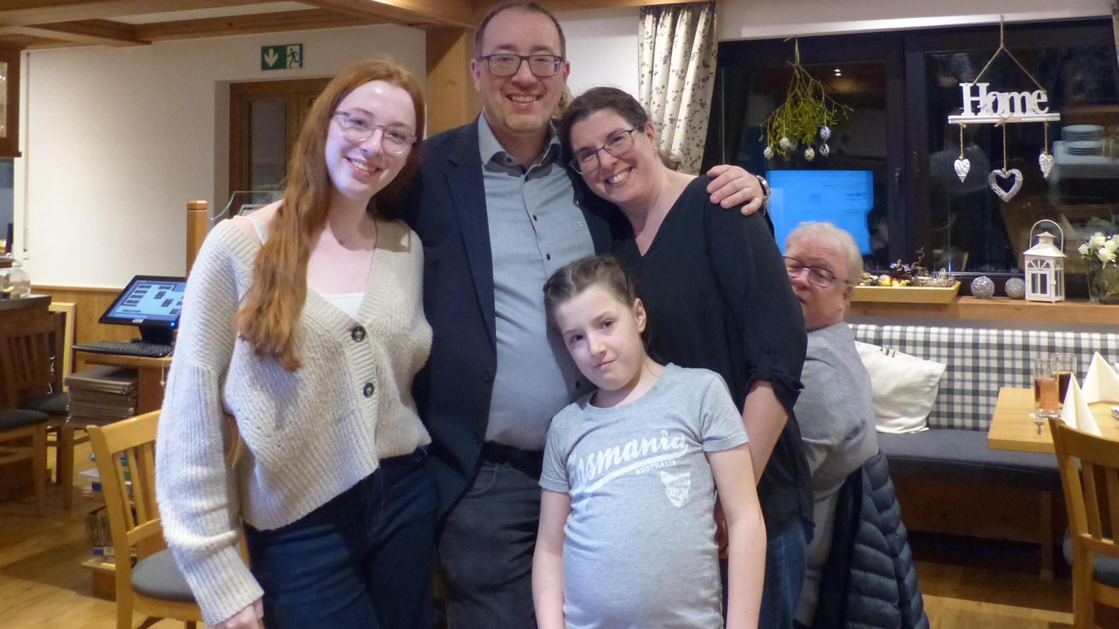 Die ganze Familie Walz (Tochter Jana ist beim Schu