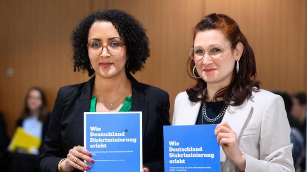 Ferda Ataman (r), Unabhängige Bundesbeauftragte fü