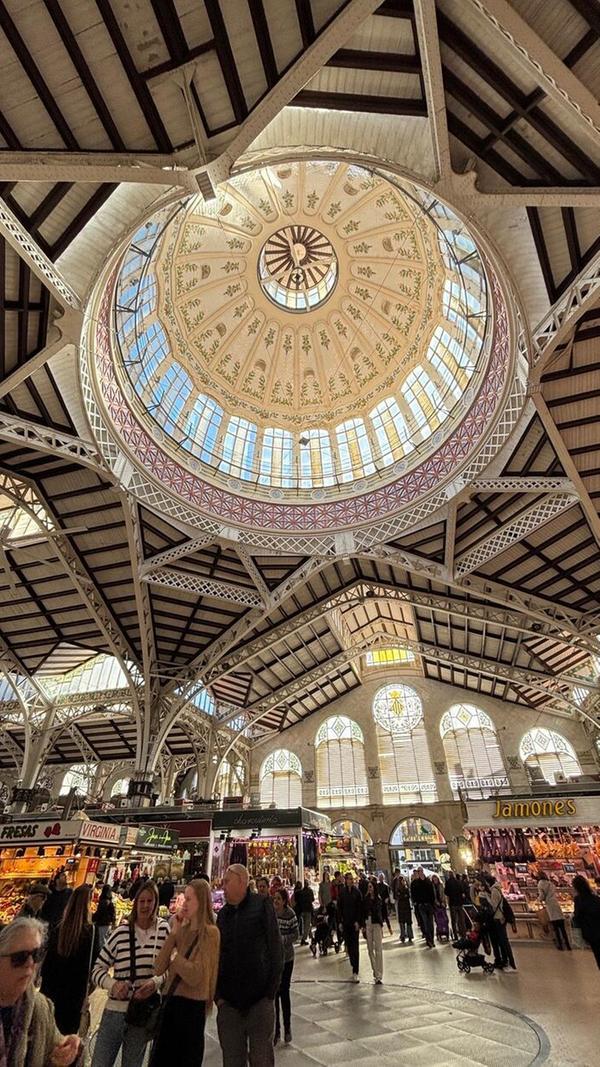 Aber auch nur zum staunen ist die Markthalle ein echter Genuss.