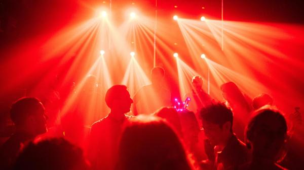 Clubbing