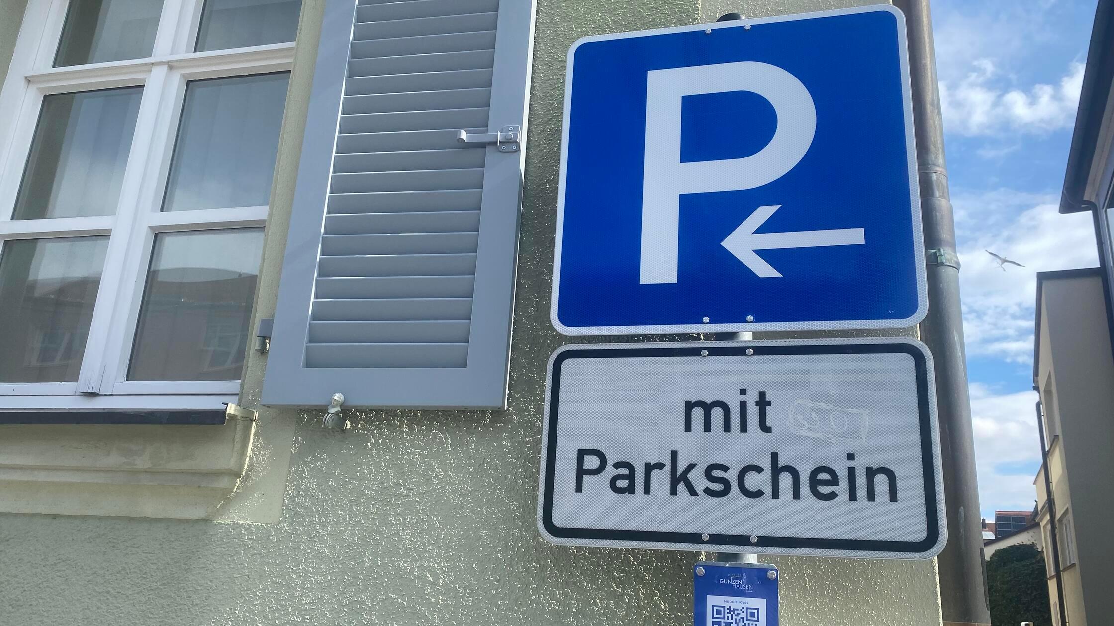 Parkplatzschild Innenstadt Gun