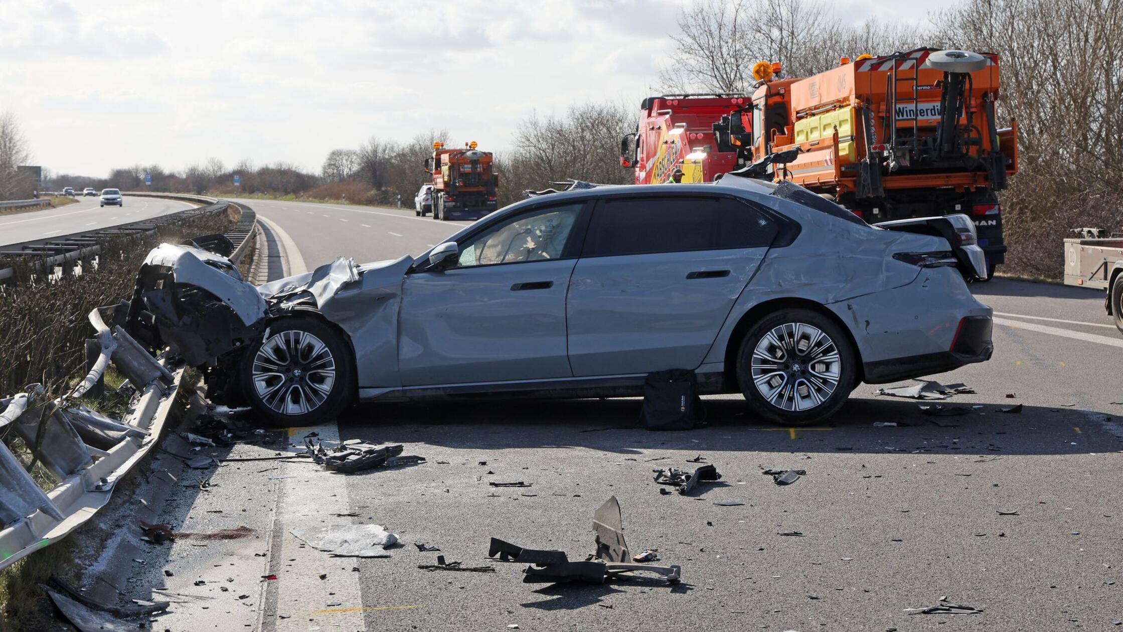 Die Unfallstelle auf der Autobahn A20 bei Lindholz