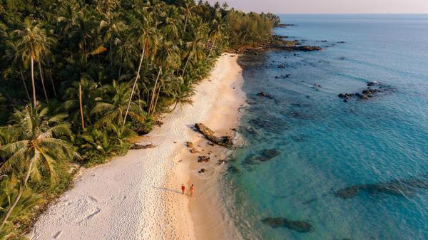 Takhian Beach auf Koh Kood, Thailand, ein versteck