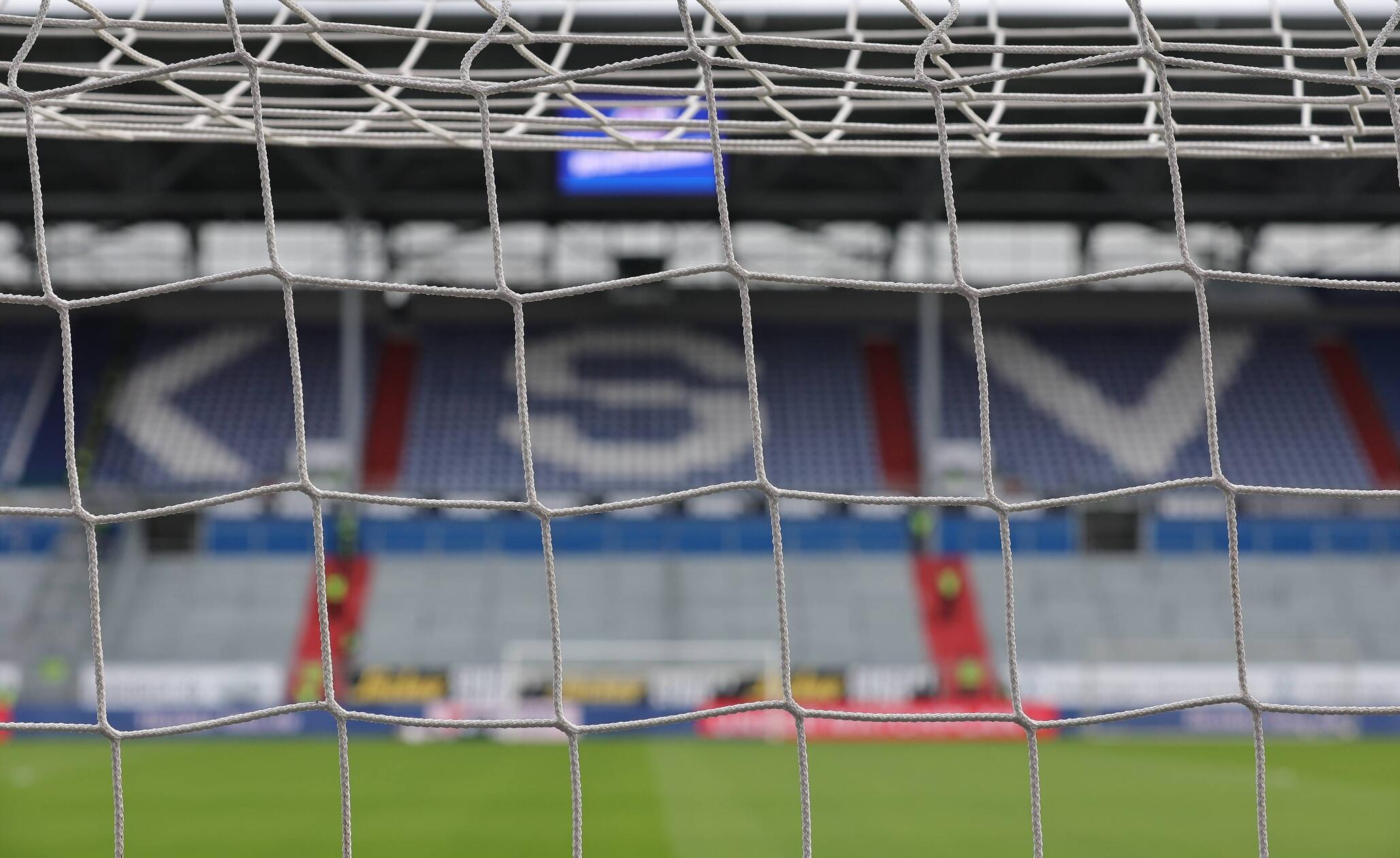 Abstiegskampf im hohen Norden: Nach drei sieglosen Spielen gastierte der 1. FC Nürnberg beim Tabellenvorletzten aus Kiel.