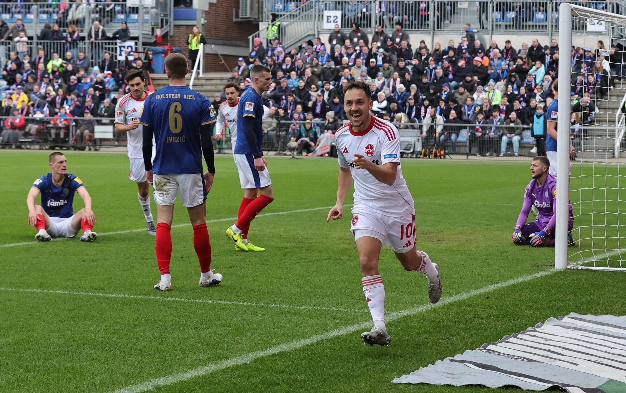 Dort bugsierte Justvan das Leder vorbei an Keeper Weiner ins Tor der Hausherren (14.).