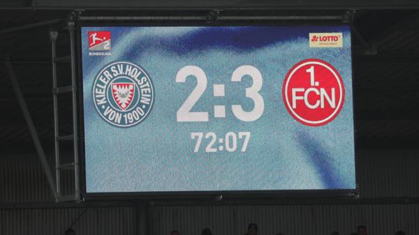 In der Schlussphase verteidigten die Franken ihre Führung leidenschaftlich. Den Hausherren gelang nur noch wenig.