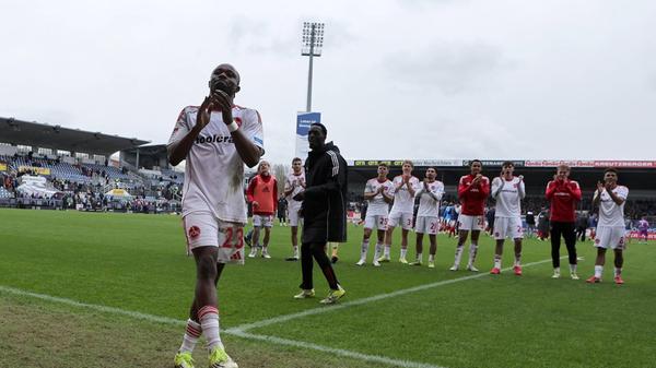 Nach dem erst dritten Sieg in der Fremde trennen den Club nun sieben Punkte von Relegationsplatz 16.